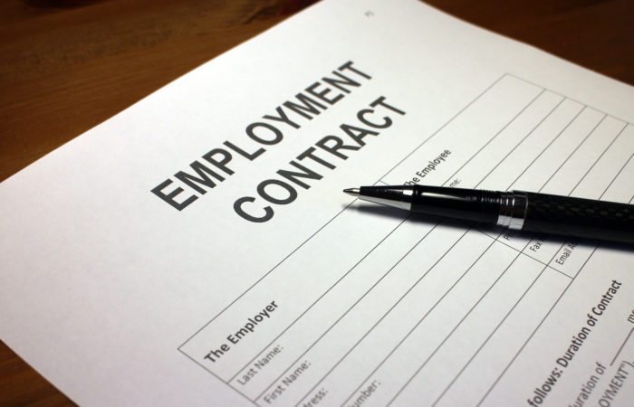 Employment contract and pen